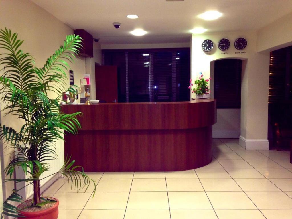 Grosvenor Hotel Регби Экстерьер фото