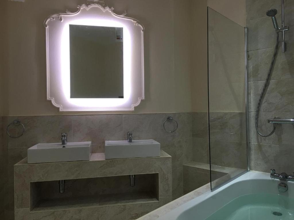 Grosvenor Hotel Регби Экстерьер фото
