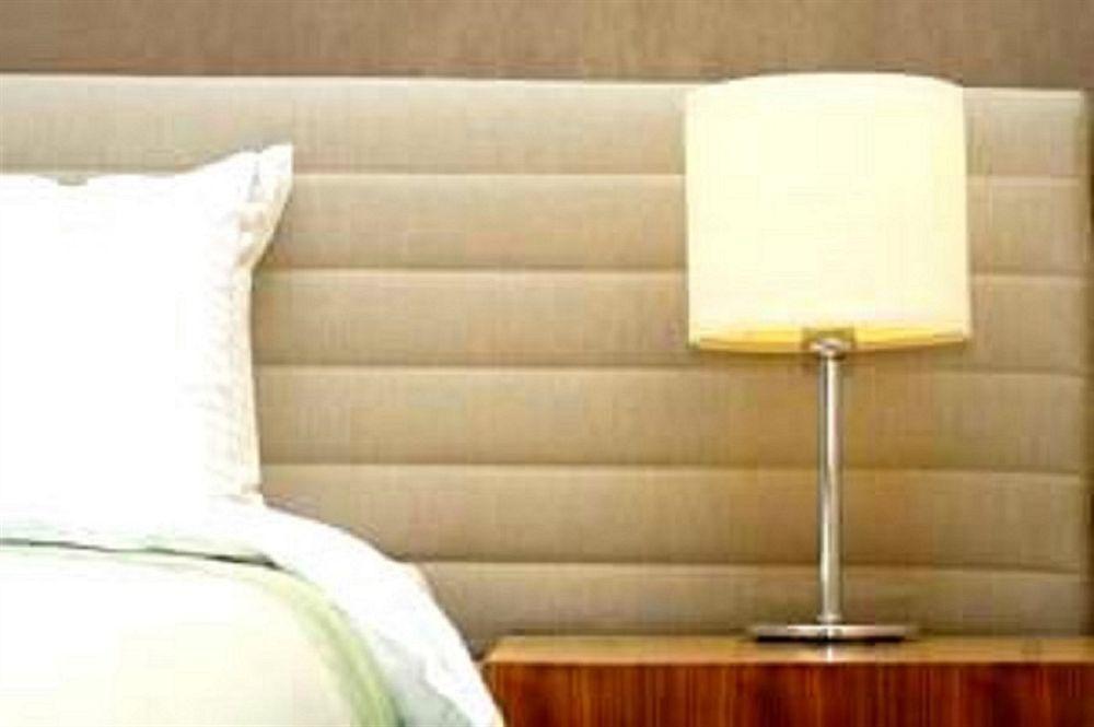 Grosvenor Hotel Регби Экстерьер фото