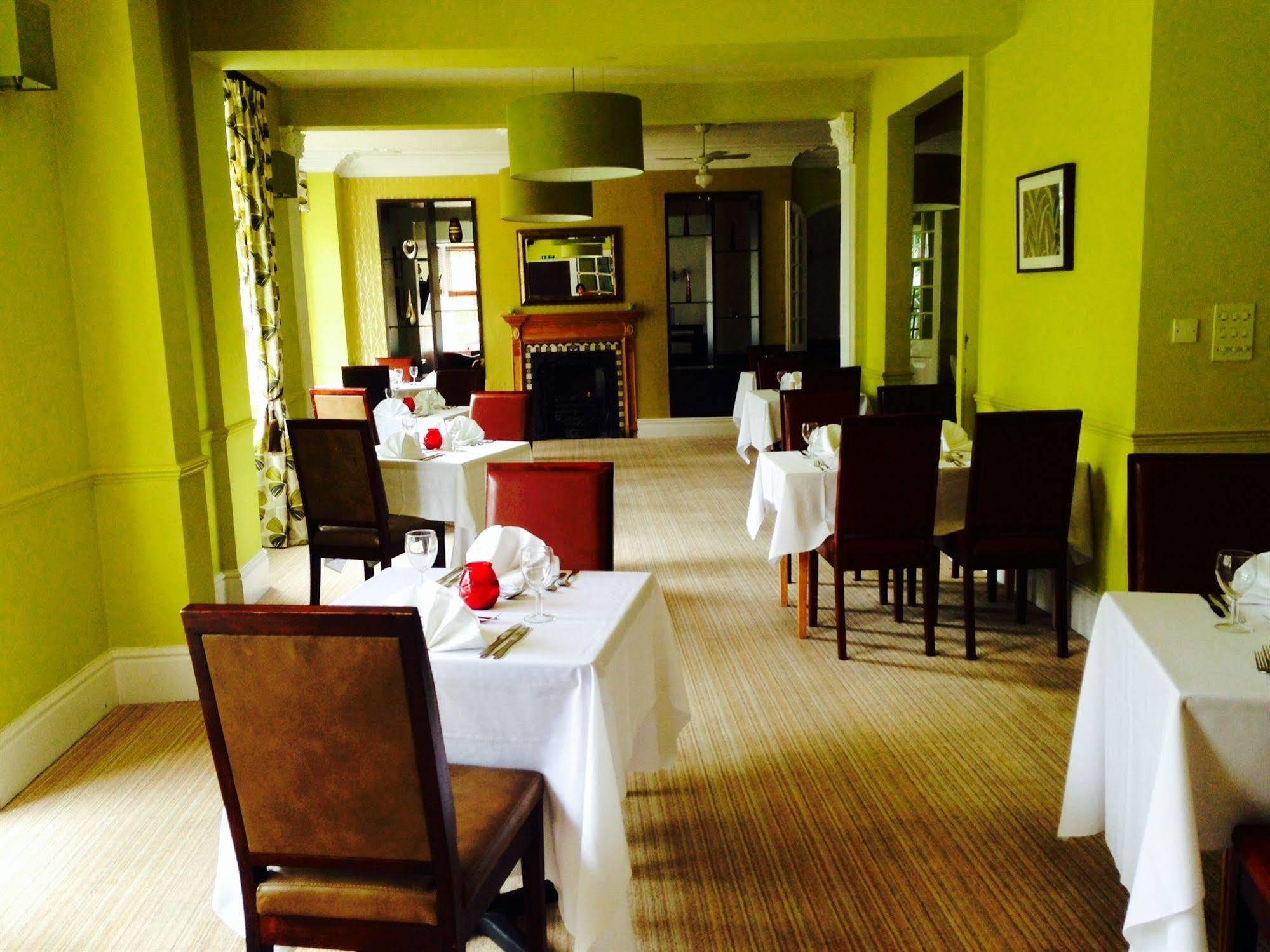 Grosvenor Hotel Регби Экстерьер фото